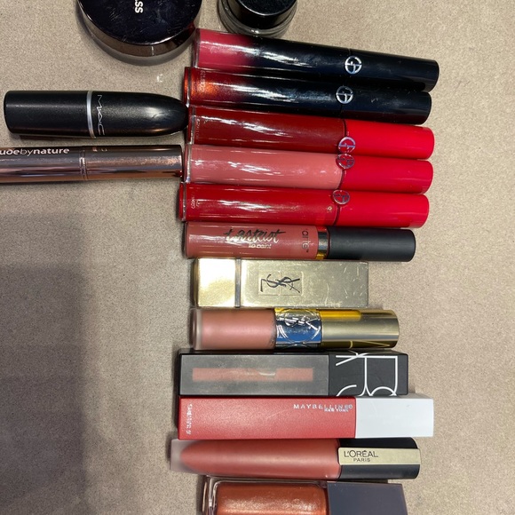 cosmetics - Picture 5 of 6